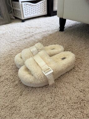 UGG Cream Shearling Slide Sandals with Branded Strap